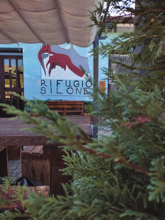 Rifugio Silone Vandrerhjem Pescina Eksteriør bilde